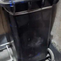 سطل آشغال بزرگ کاملا سالم زیاد استفاده نشده|لوازم نظافت|تهران, جیحون|دیوار