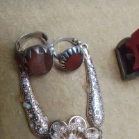 کلکسیون فندک های بنزینی واشاع عطیفه نایاب|کلکسیون اشیاء عتیقه|شیراز, باغ تخت|دیوار