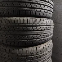 لاستیک ۲۰۵درحد نو+اگزوز