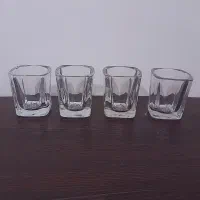 تعدادی ظرف درحد نو|ظروف سرو و پذیرایی|زابل, |دیوار