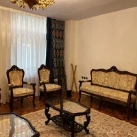 فروش فوری یک دست مبل۹نفره استیل چوب گردو