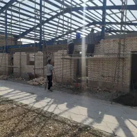 کارگر برای کار بنایی