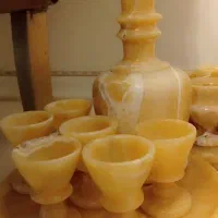 شراب خوری مرمر با رگه های سفید