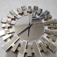 ساعت دیواری