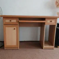 میز تحریر کامپیوتر  ام دی اف بدون خط و خش