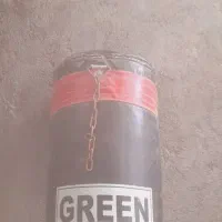 کیسه بوکس و دستکش در حد نو