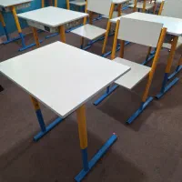 نیمکت مدرسه