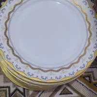 یه سری ظرف تمیزوسالم که خیلیاش استفاده نشده|ظروف سرو و پذیرایی|بندر انزلی, چهارفریضه|دیوار