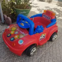 ماشین شارژی بچه گانه|اسباب‌بازی بچه|میانه, |دیوار