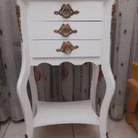 میز تلفن سفید