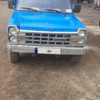 نیسان وانت دوگانه ۸۳