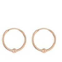 گوشواره بچه گانه گم شده