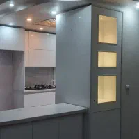 کابینت هایگلاس سفید، در حد نو