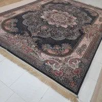 یک عدد فرش ۹متری نو ۷۰۰شانه سورمه ایی|فرش|قم, باسکول|دیوار