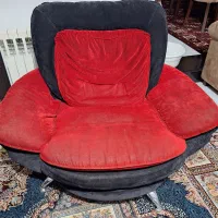 مبل  کارکرده اهدا می شود