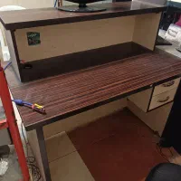 میز کانتر دار کامپیوتر