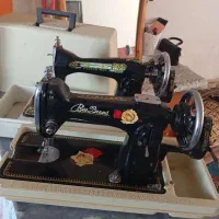 ۲عدد چرخ خیاطی شیر نشان