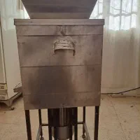 دستگاه آبگیری همه کاره گوجه و انگور و...|ماشین‌آلات صنعتی|تاکستان, |دیوار