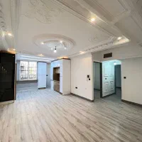 80-متر-طبقه-اول-پارکینگ-اختصاصی