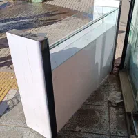 میز ویترین و پروف