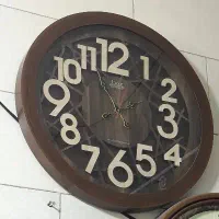 ساعت دیواری