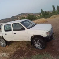 تویوتا هایلوکس کمک دار
