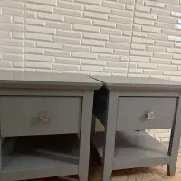 پاتختی چوبی رنگ طوسی در حد نو