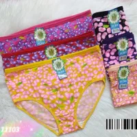 لباس زیر|لباس|تفرش, |دیوار