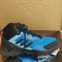 کفش کوهنوردی آدیداس اورجینال adidas|کوهنوردی و کمپینگ|تهران, جنت‌آباد جنوبی|دیوار