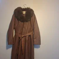 پالتو چرم وارداتی شیک.کاملا نو (سایز ۴۶ تا ۴۸)