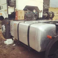 تعمیر و تعویض باک|قطعات یدکی و لوازم جانبی|شیراز, بریجستون|دیوار