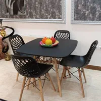 میز و صندلی چهارنفره HERMAINI|میز و صندلی غذاخوری|کاشان, رسالت|دیوار