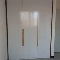 ساخت و تعمیر انواع کابینت و کمد دیواری