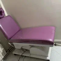 تعدادی لوازم پزشکی و ارایشگاهی