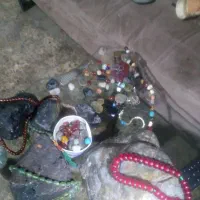 بیش از ۴۰۰قطعه منجق شجر وچندتاشهاب باتسبیح