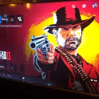 پی اس ۵ در حد اکبند،ریجن اروپا