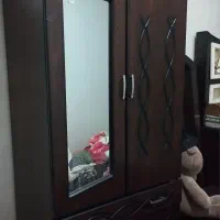 کمد لباس چوبی