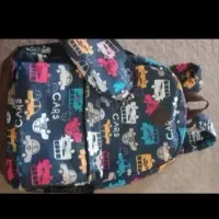 عروسک|اسباب‌‌بازی|لیسار, |دیوار