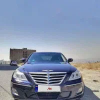 جنسیس سدان 2010
