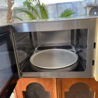 مکروویو|اجاق گاز و لوازم برقی پخت‌وپز|رشت, دخانیات|دیوار