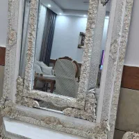 اینه کنسول و گل گلدان در حد نو