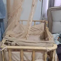 تخت کنارمادر نو