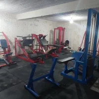 فروش فوری وسایل بدنسازی و باشگاه