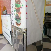 وسایل کامل ساندویچی وتهیه غذا ویخچال ویتیرینی|کافی‌شاپ و رستوران|بوکان, |دیوار