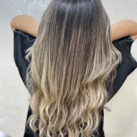 خدمات تخصصی رنگ و لایت فویلی ۵۰ ت|خدمات آرایشگری و زیبایی|شاهین‌شهر, فردوسی|دیوار