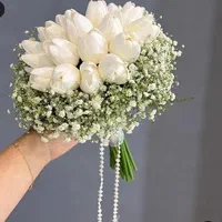 انواع دسته گل عروس لاله  و شیپوری ترند این روزا