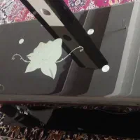 زیرتلوزیون شیشه ای