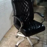 صندلی چرخ دار اداری