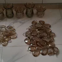 ۴عدد لاله کوچک و دو عدد لاله بزرگ