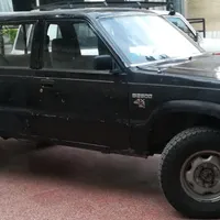 مزدا 2600 شاسی بلند دو دفرنسیال کمک دار (ژاپنی )|خودرو کلاسیک|اصفهان, خانه اصفهان|دیوار